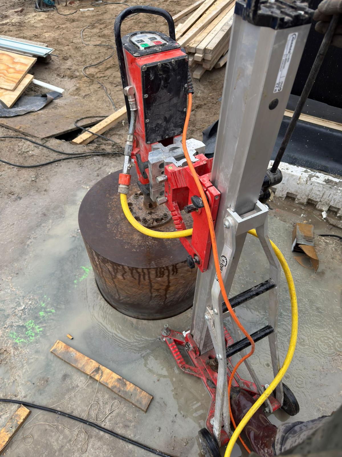 Kernboor met grote diameter — ronde uitname